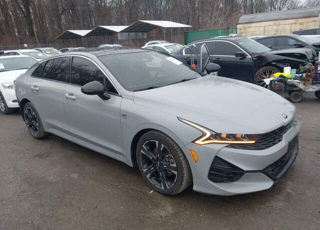 2021 KIA K5