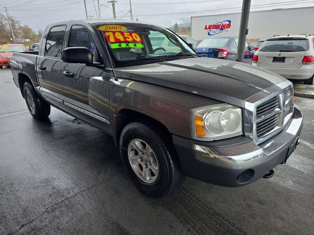 2005 DODGE Dakota