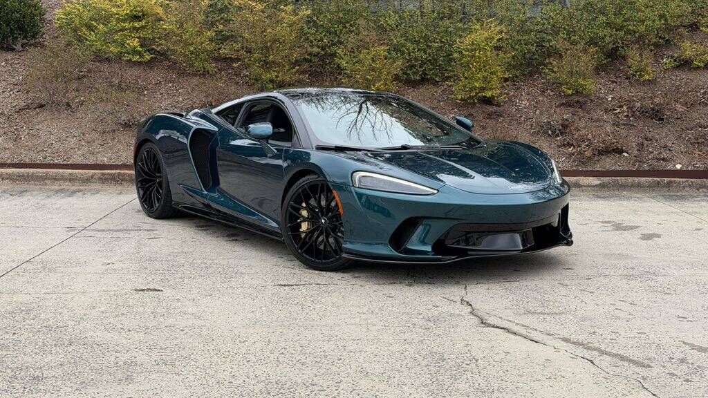 2021 MCLAREN GT