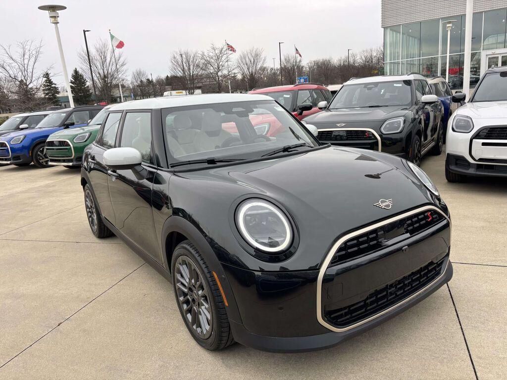 2026 MINI Hardtop