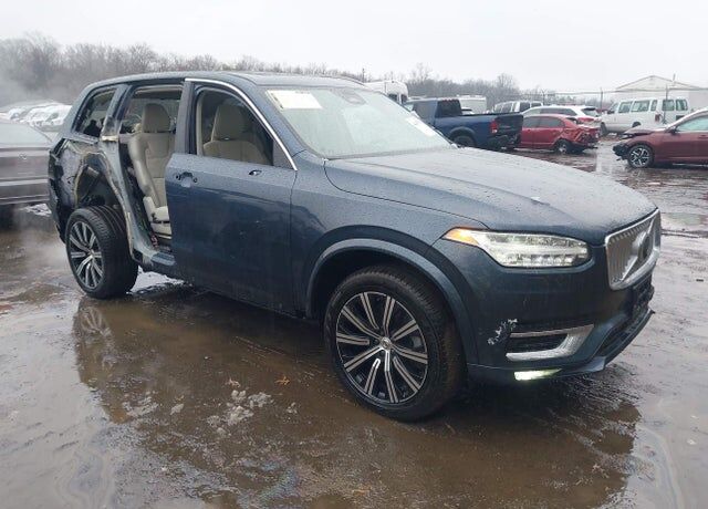 2025 VOLVO XC90
