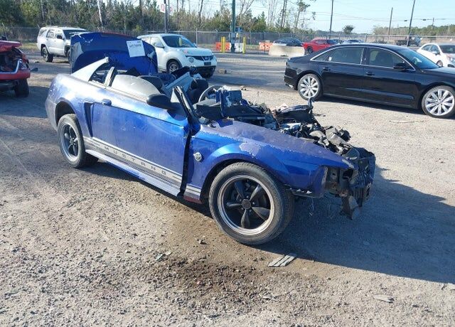 2004 FORD Mustang