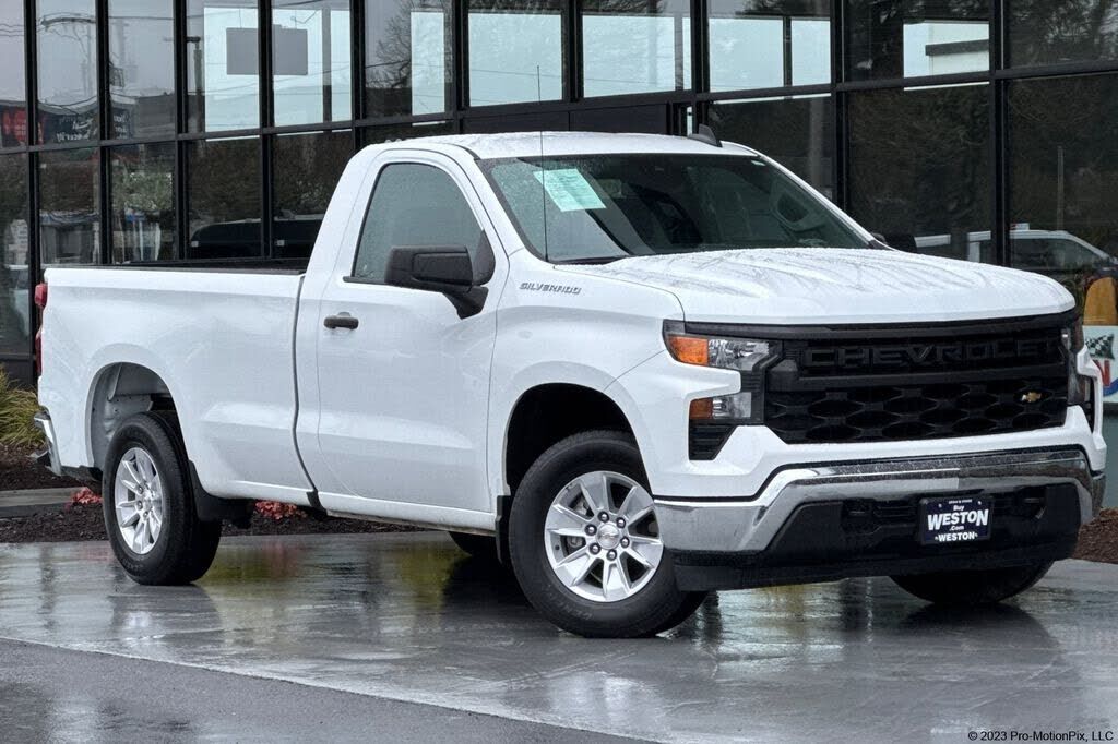 2024 CHEVROLET Silverado