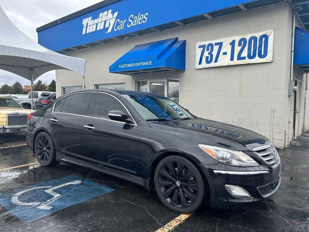2014 HYUNDAI Genesis