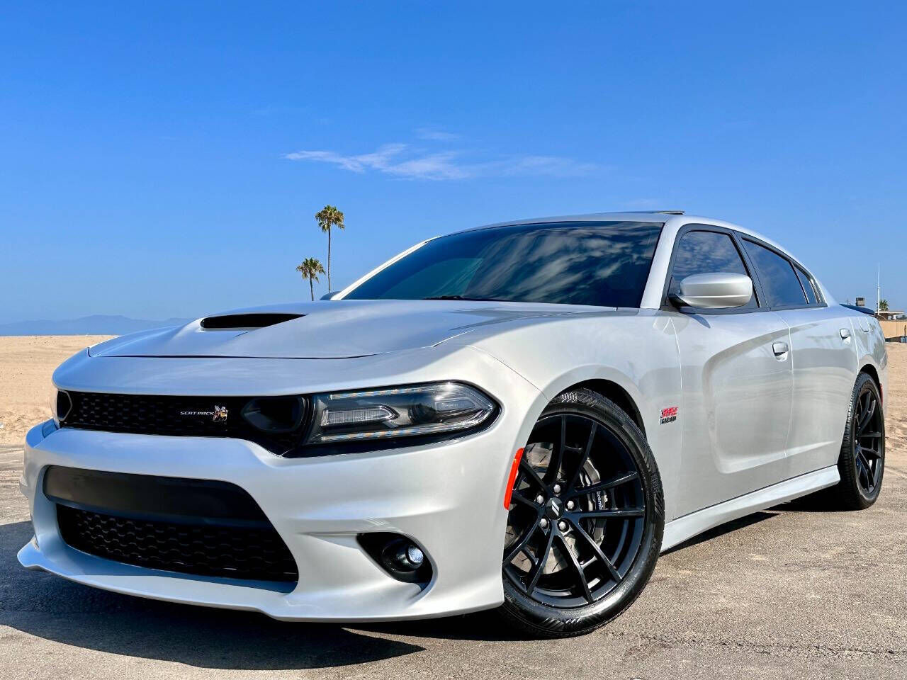 2020 DODGE Charger