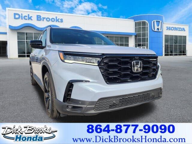 2025 HONDA Pilot