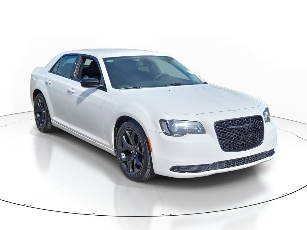 2021 CHRYSLER 300