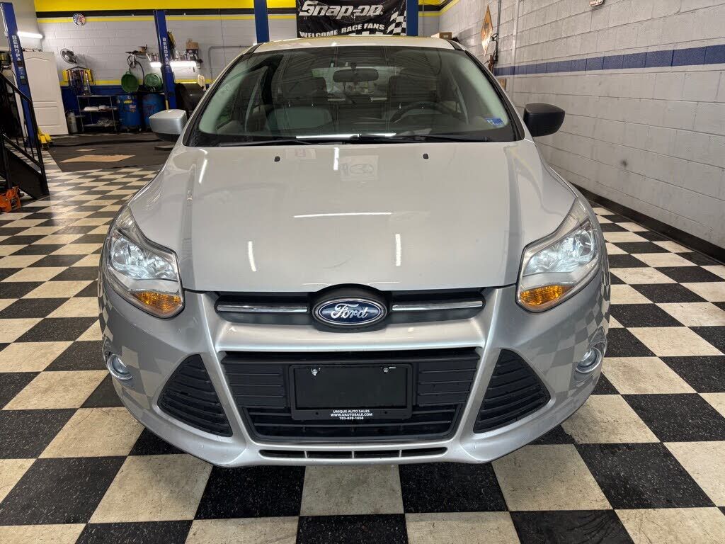 2012 FORD Focus