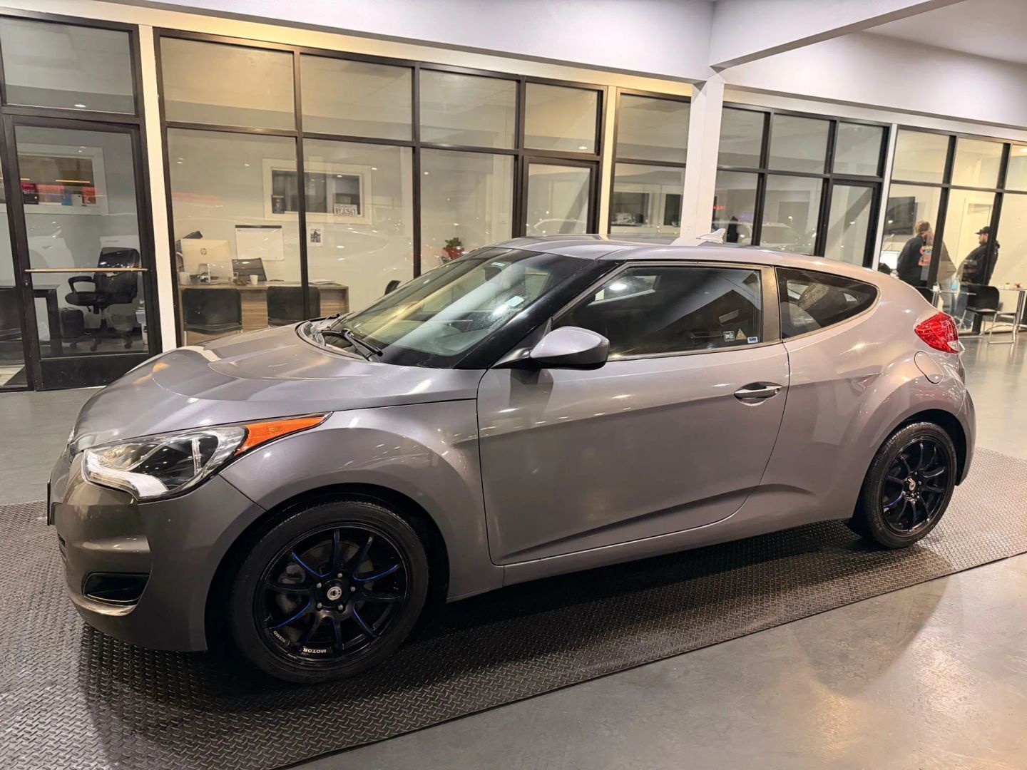 2016 HYUNDAI Veloster