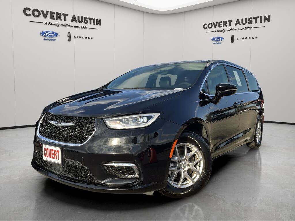 2025 CHRYSLER Pacifica