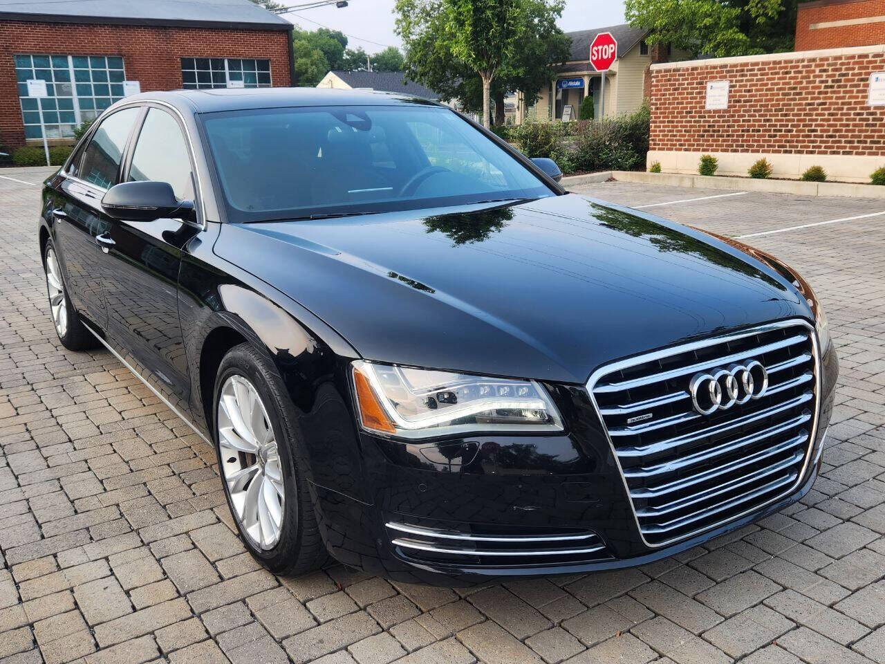 2014 AUDI A8