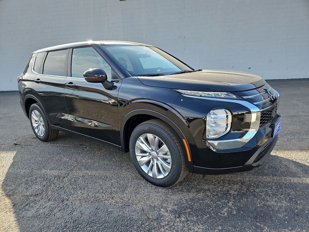 2026 MITSUBISHI Outlander