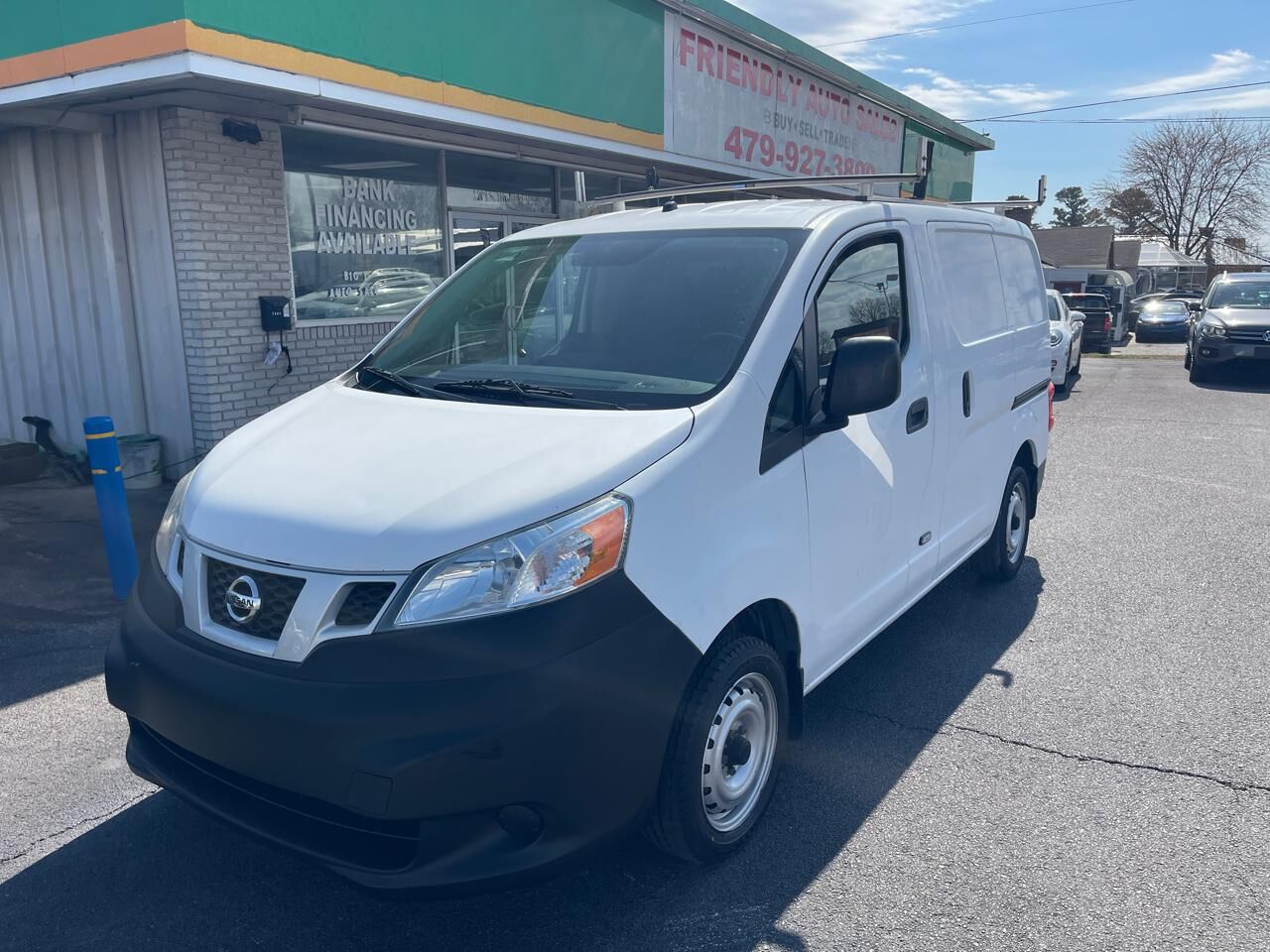 2017 NISSAN NV200