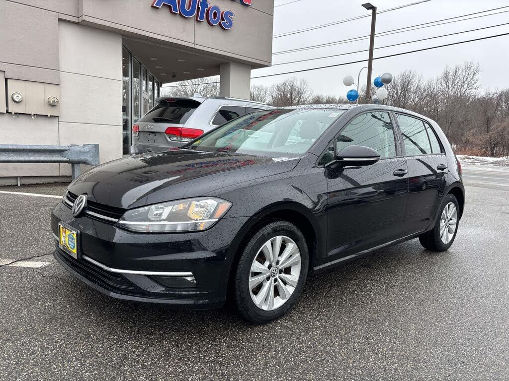 2019 VOLKSWAGEN Golf
