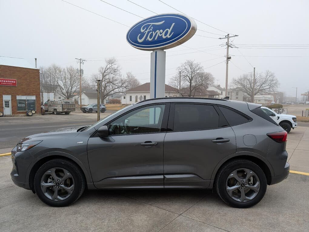 2023 FORD Escape