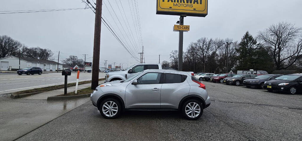 2011 NISSAN Juke