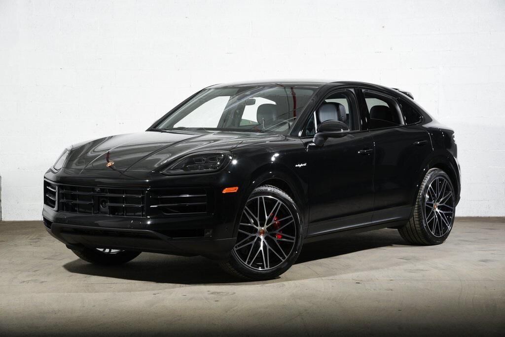 2026 PORSCHE Cayenne