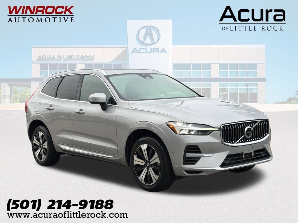 2023 VOLVO XC60