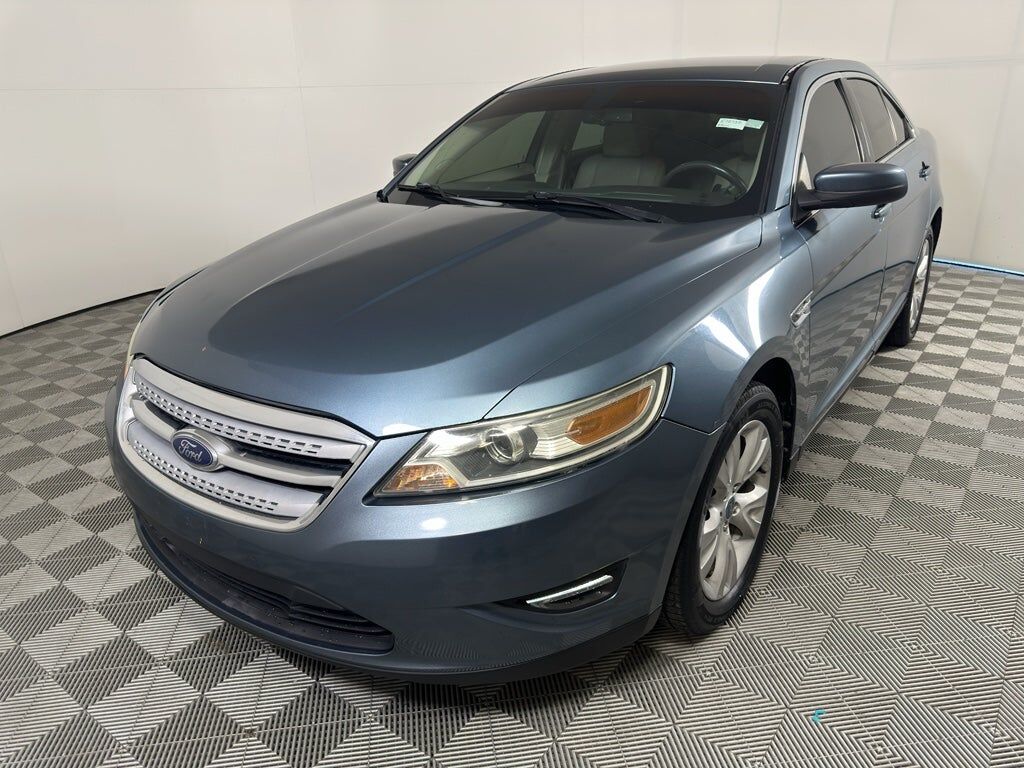 2010 FORD Taurus