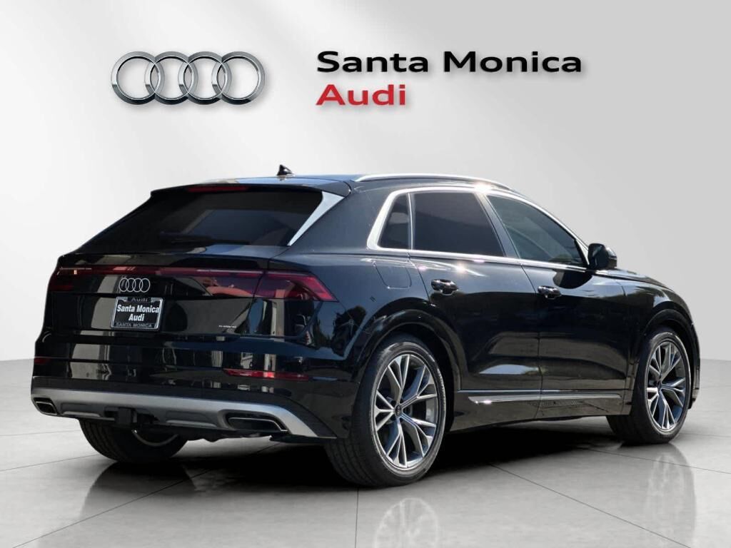 2026 Audi Q8