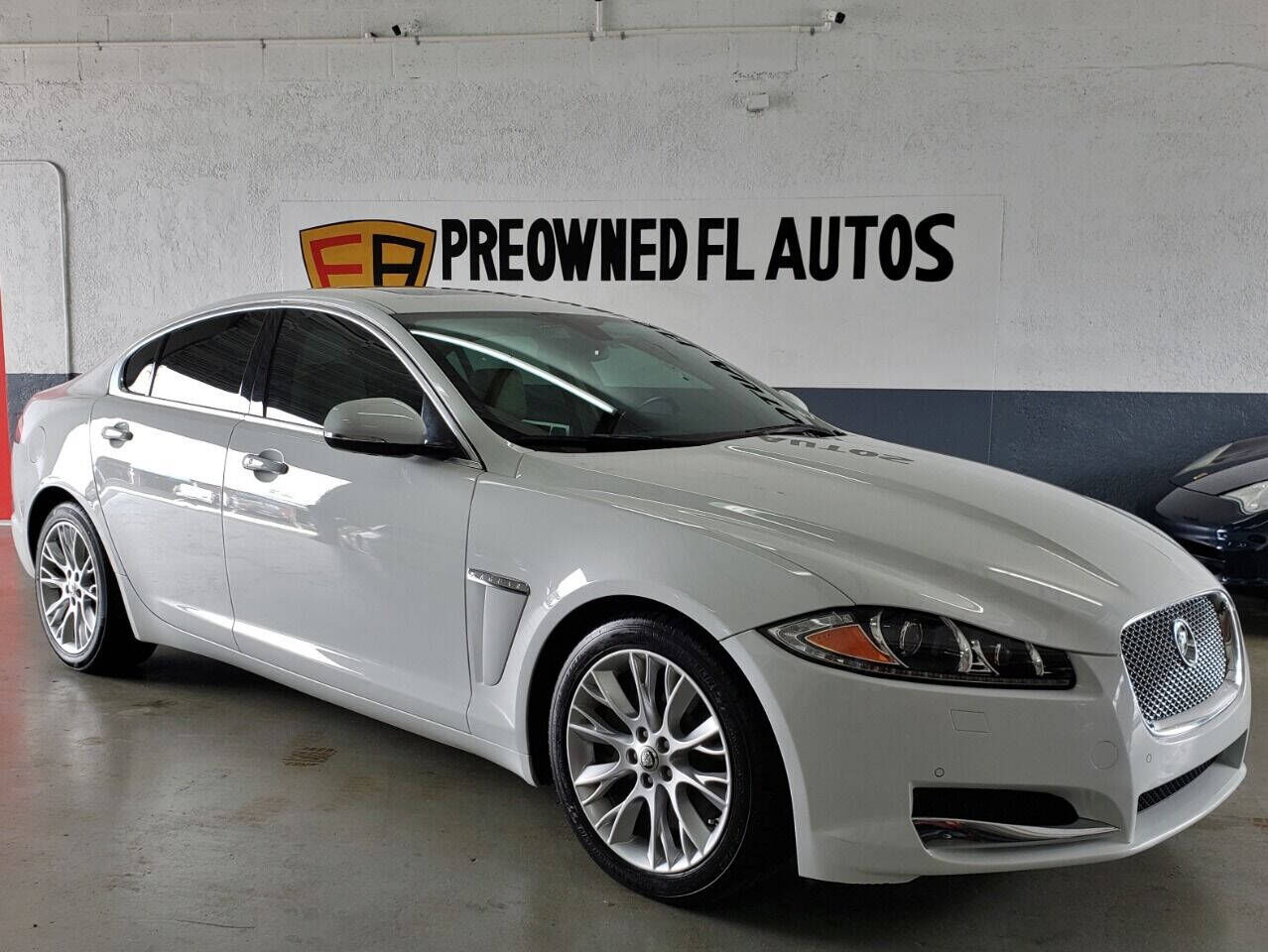2013 JAGUAR XF