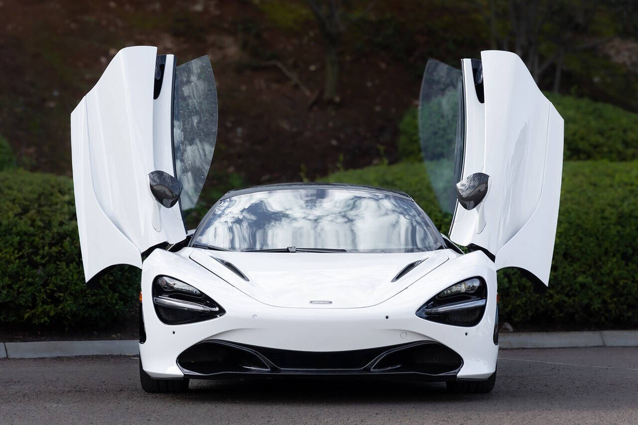 2020 MCLAREN 720S