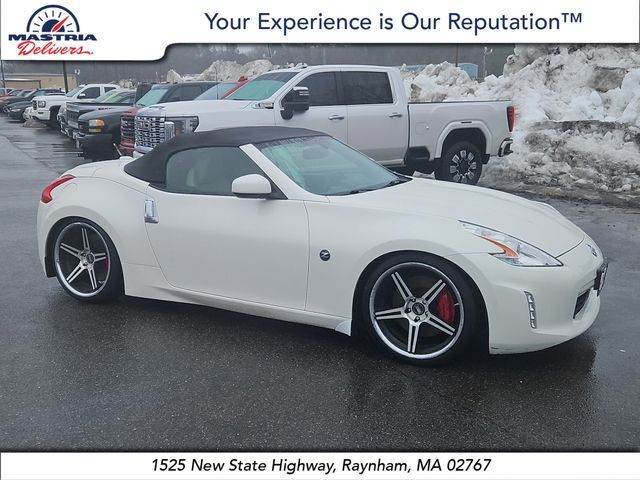 2014 NISSAN 370Z