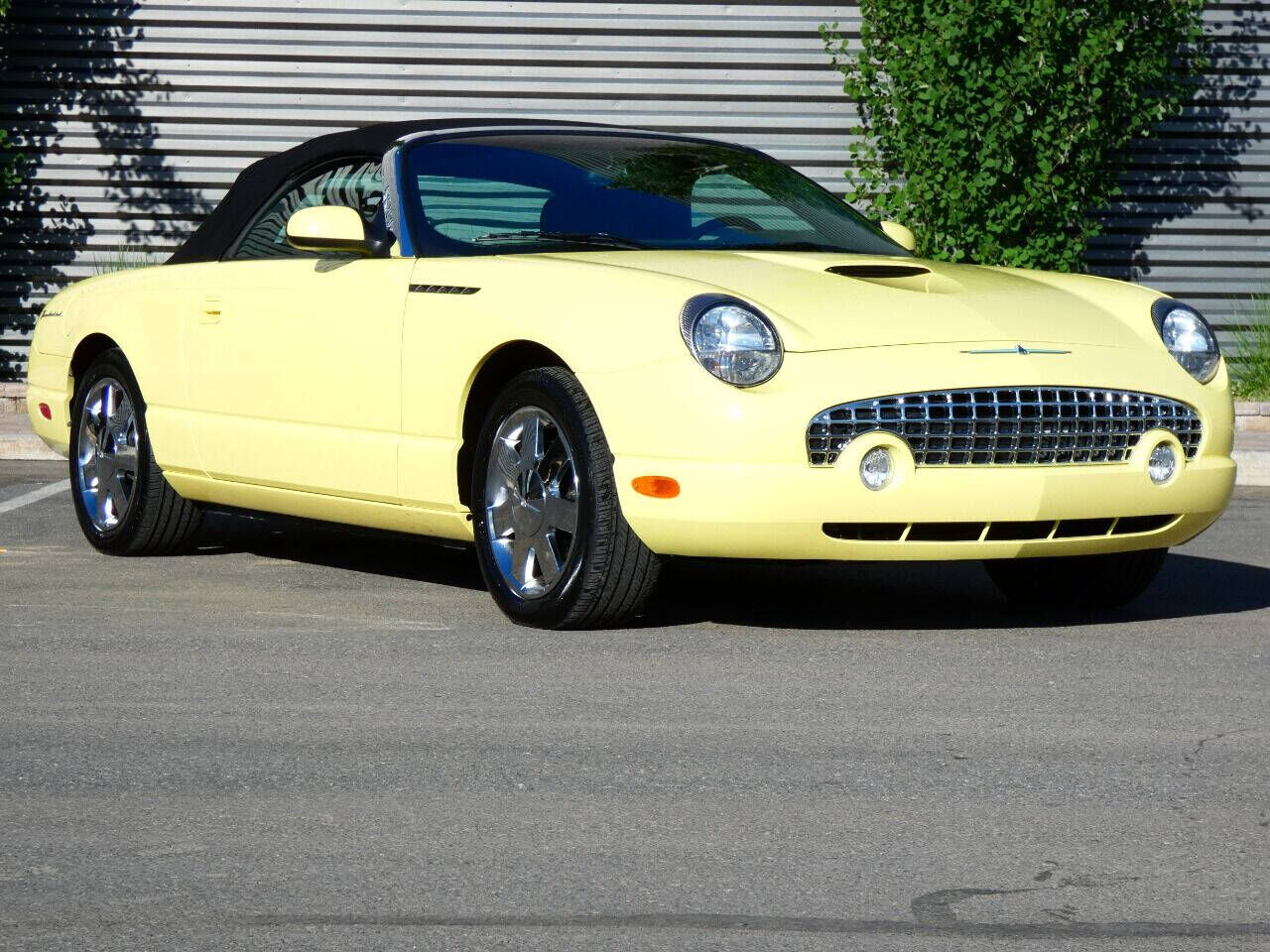 2002 FORD Thunderbird