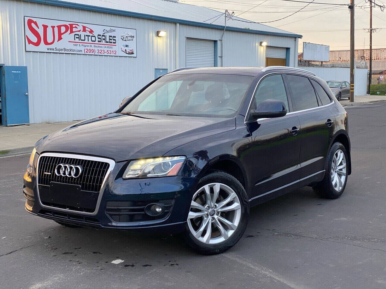 2010 AUDI Q5