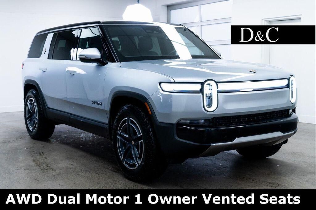 2026 RIVIAN R1S