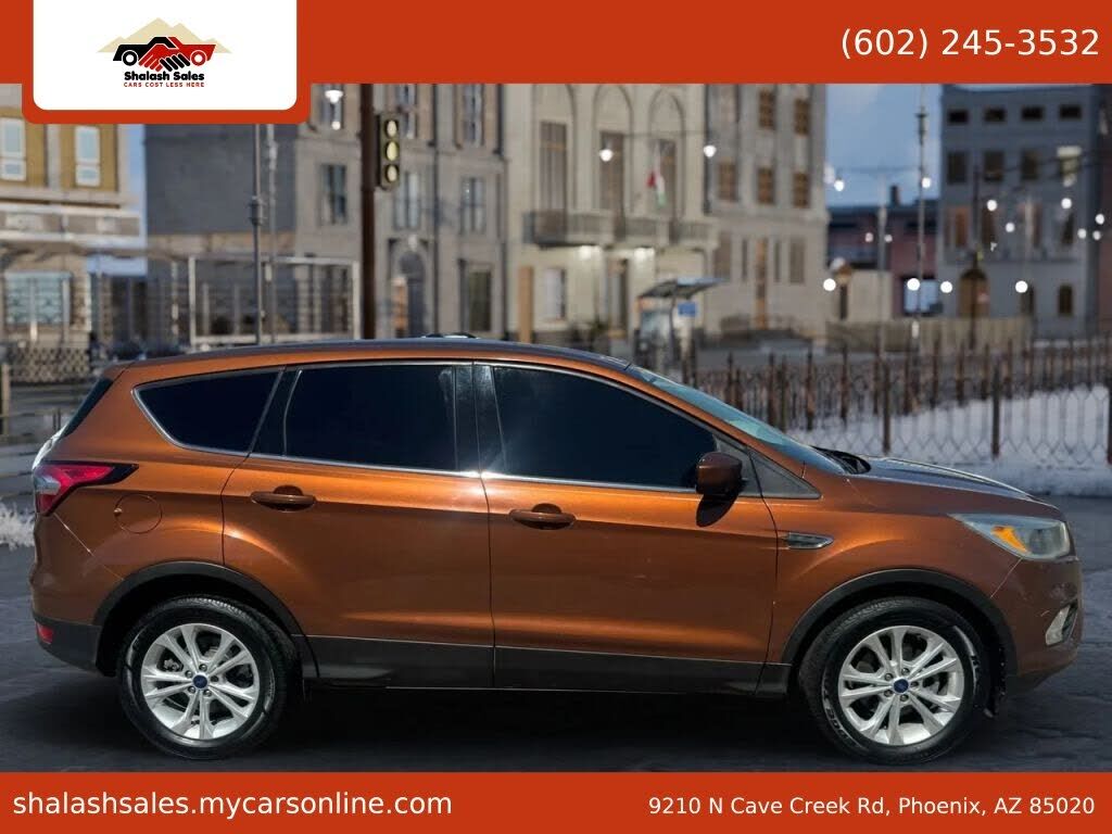 2017 FORD Escape