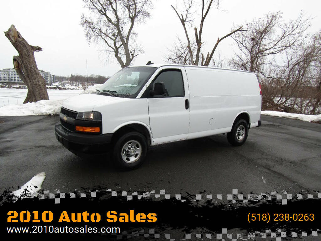 2021 CHEVROLET Express