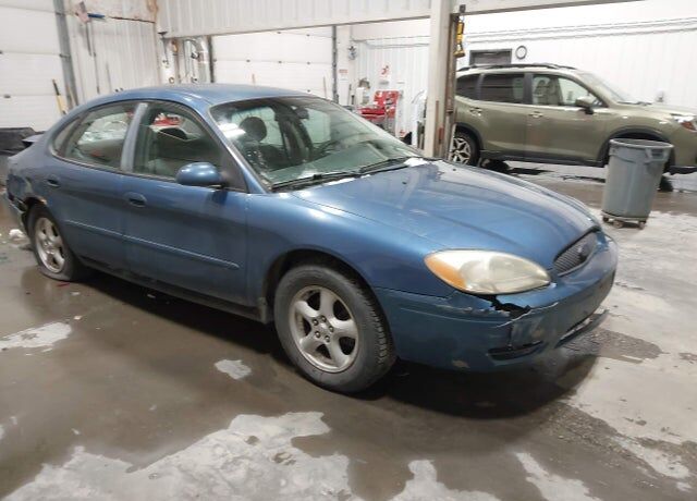 2004 FORD Taurus