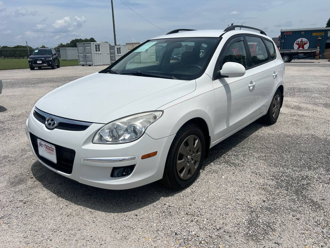 2010 HYUNDAI Elantra Touring