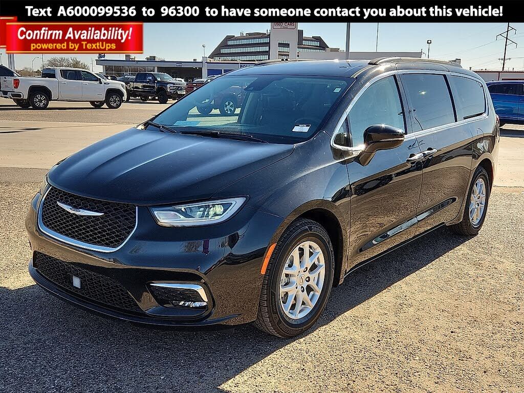 2022 CHRYSLER Pacifica