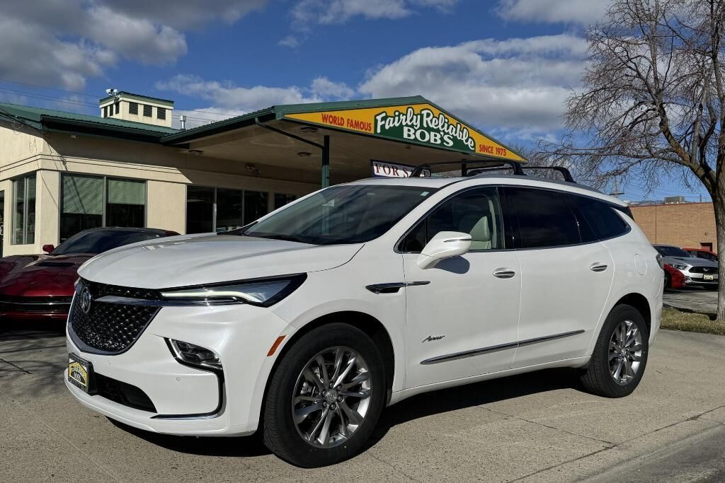 2022 BUICK Enclave