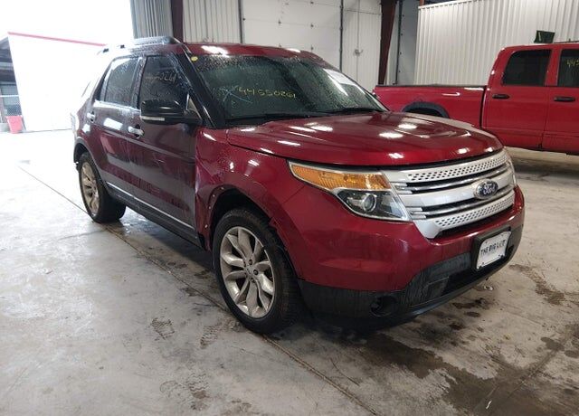 2015 FORD Explorer