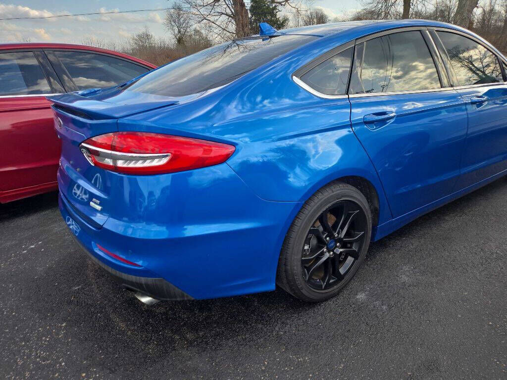 2019 FORD Fusion