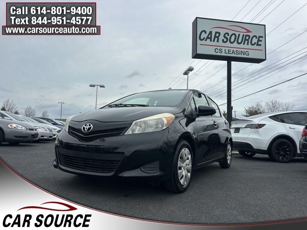 2012 TOYOTA Yaris