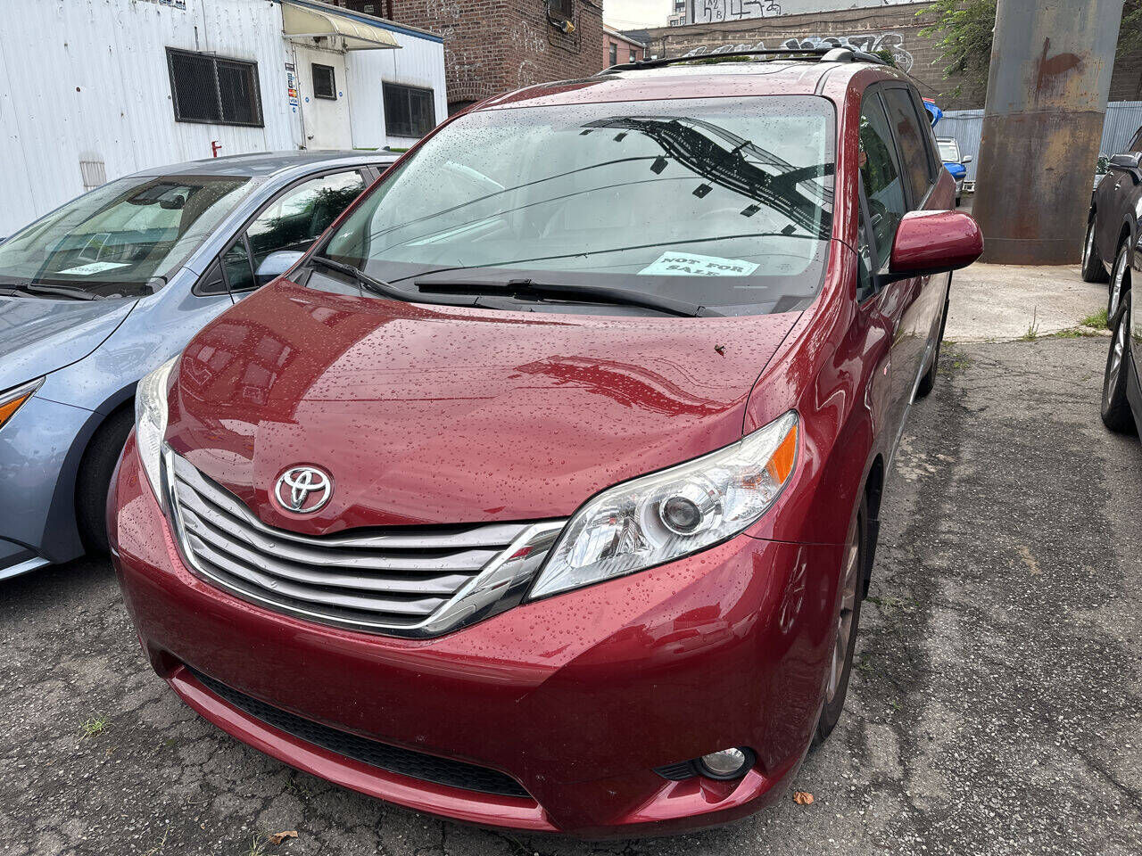2016 TOYOTA Sienna