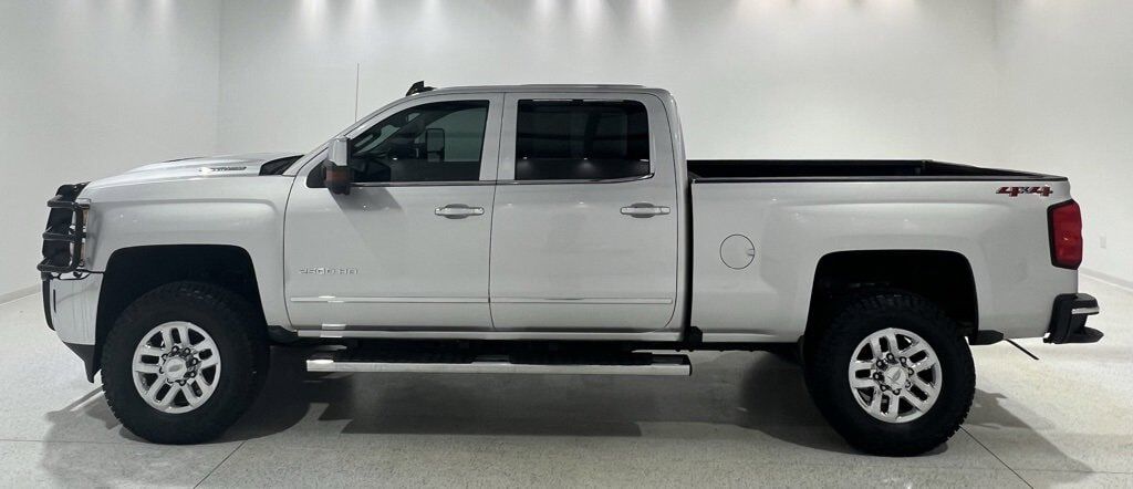 2019 CHEVROLET Silverado HD