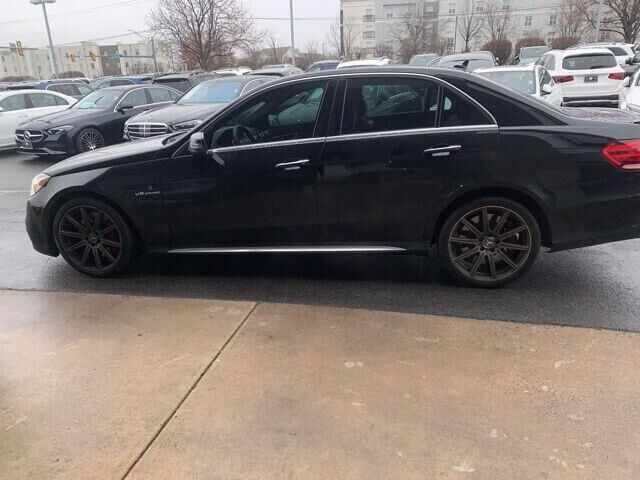 2016 MERCEDES-BENZ E-Class