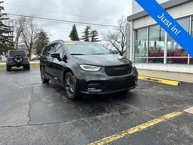 2021 CHRYSLER Pacifica