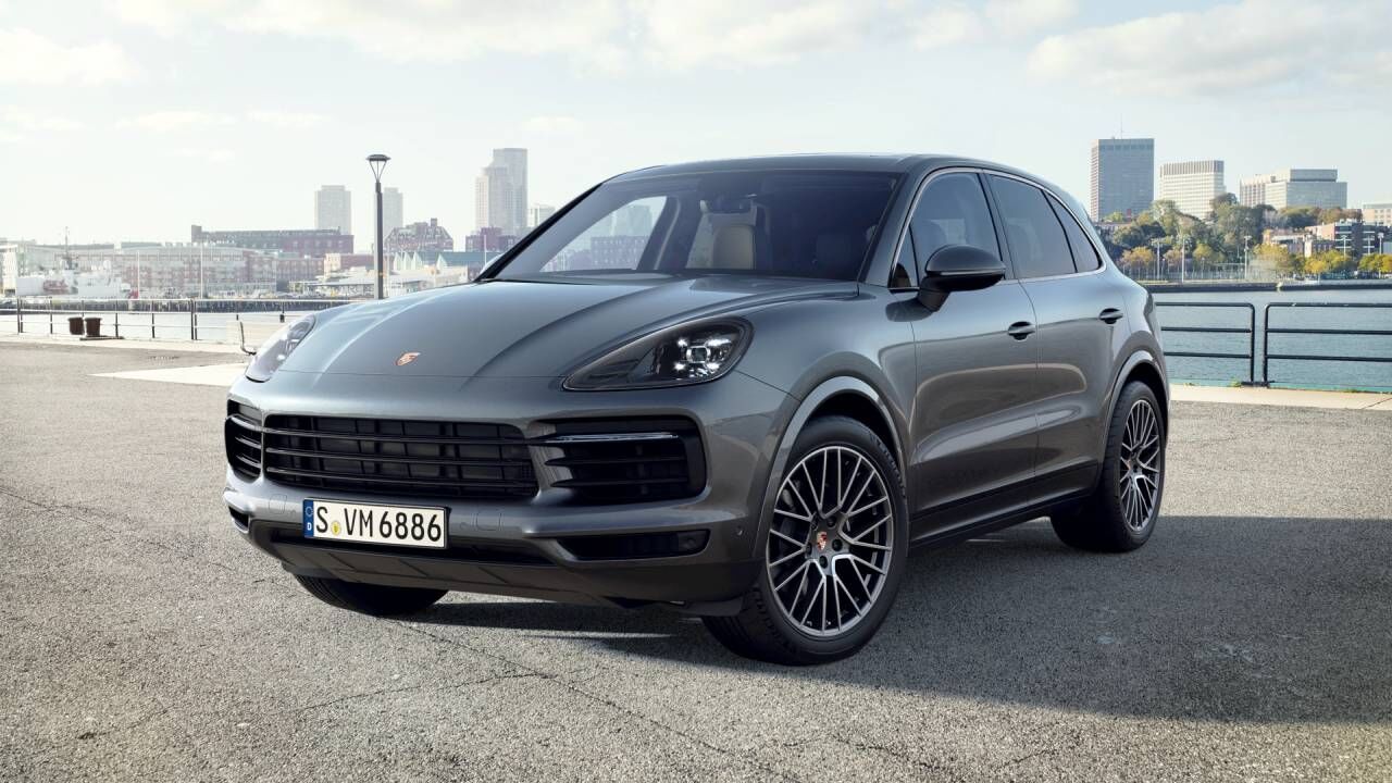 2023 PORSCHE Cayenne