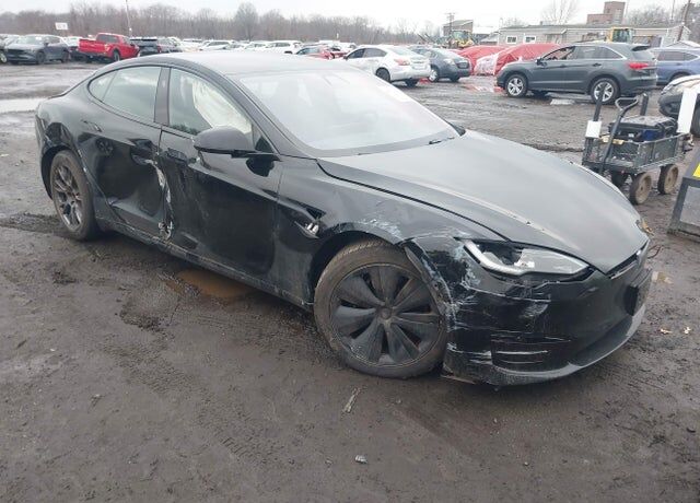 2022 TESLA Model S
