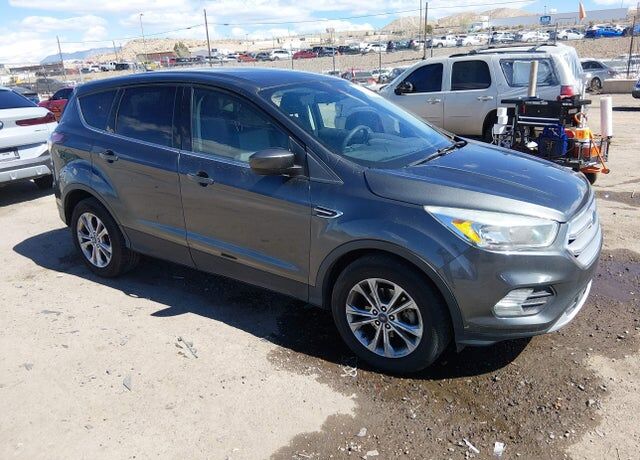 2017 FORD Escape