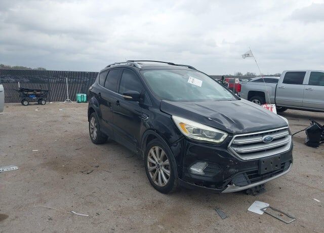 2017 FORD Escape