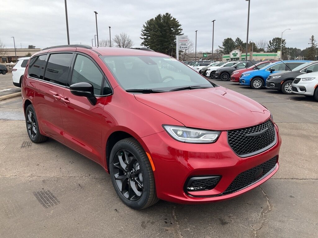 2026 CHRYSLER Pacifica