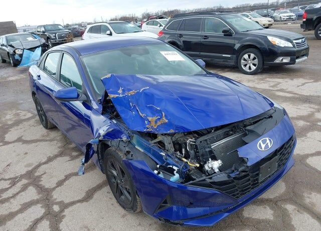 2021 HYUNDAI Elantra