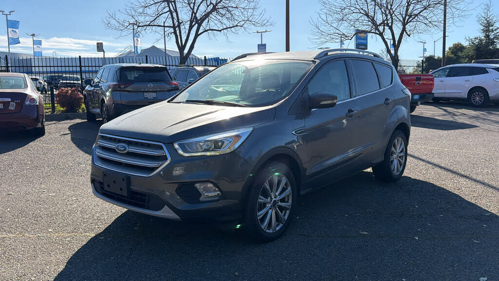2017 FORD Escape